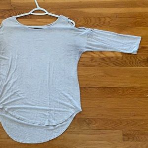 Off white Papermoon 3/4 cold shoulder shirt